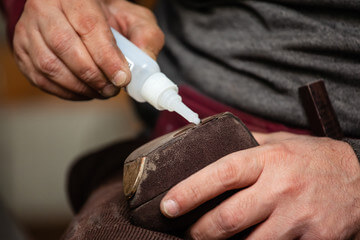 Guide To Buying The Best Glue For Fixing Shoes